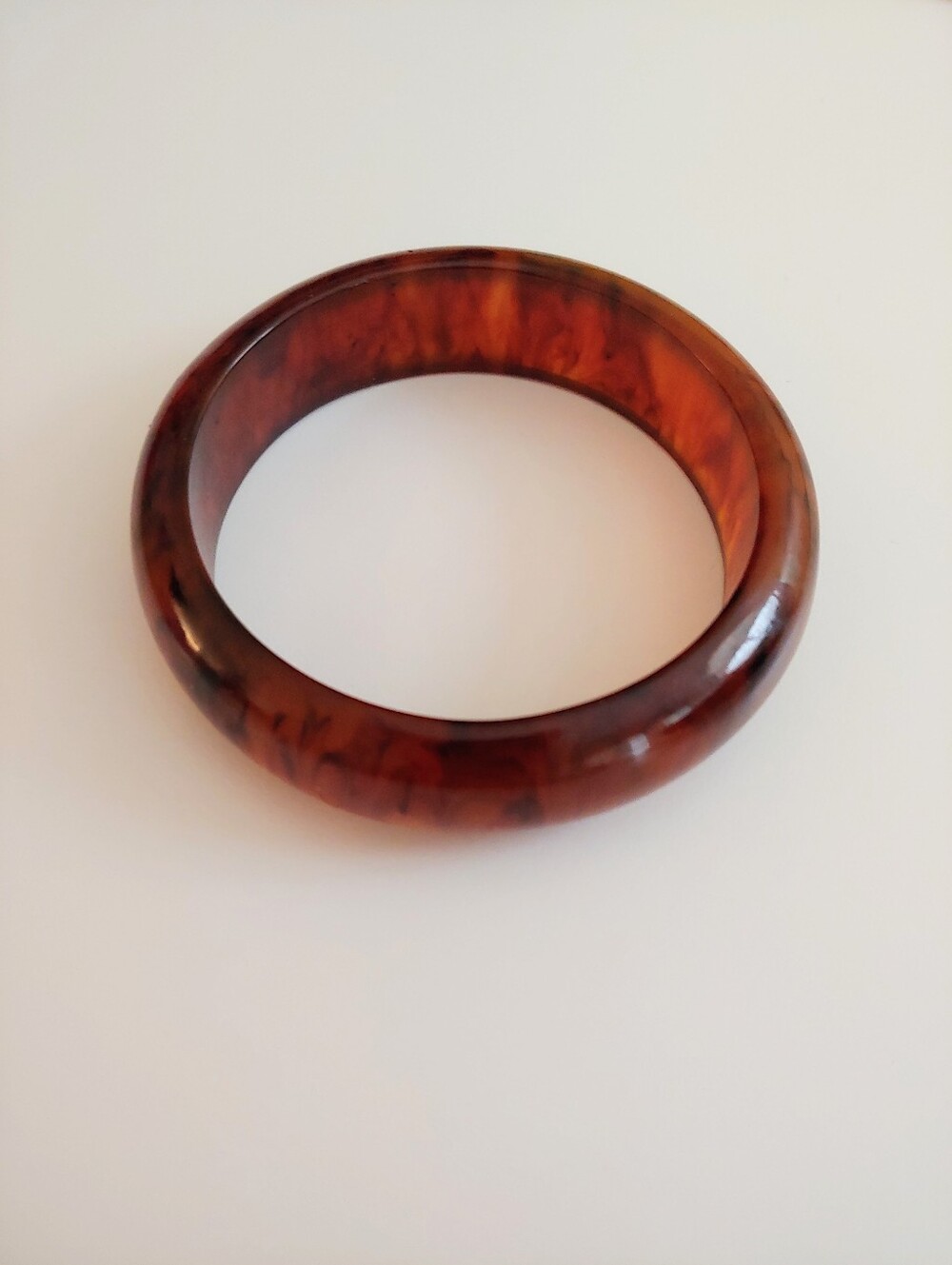 Tortoiseshell-Style Resin Bangle Bracelet in Brown